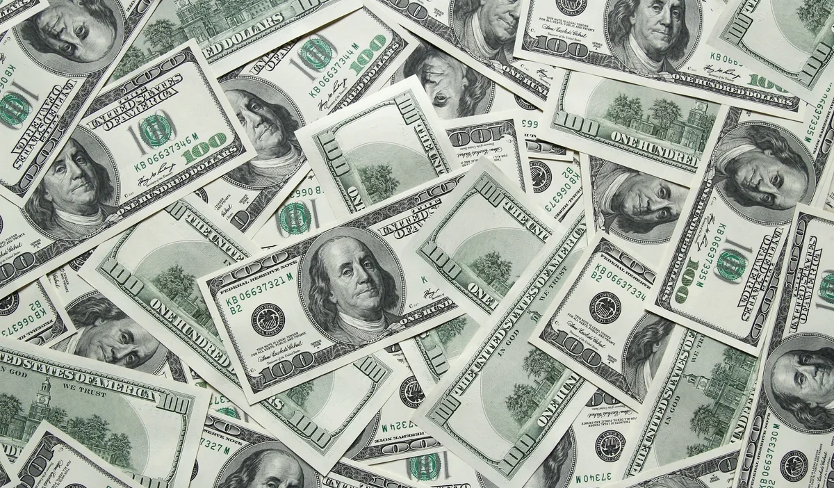 Dolar gücüne şüpheyle yaklaşıldığında alternatifler aranıyor 1 Dolar gucune supheyle yaklasildiginda alternatifler araniyor 47945