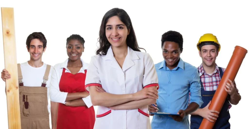 emeklilik fonu 2080 de yillik 500 milyar zlotluk acik riski tasiyor 45412