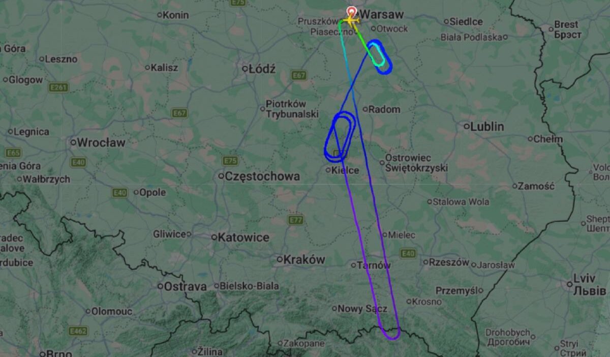 Enter air ucagi slovakya uzerinde geri dondu 46397