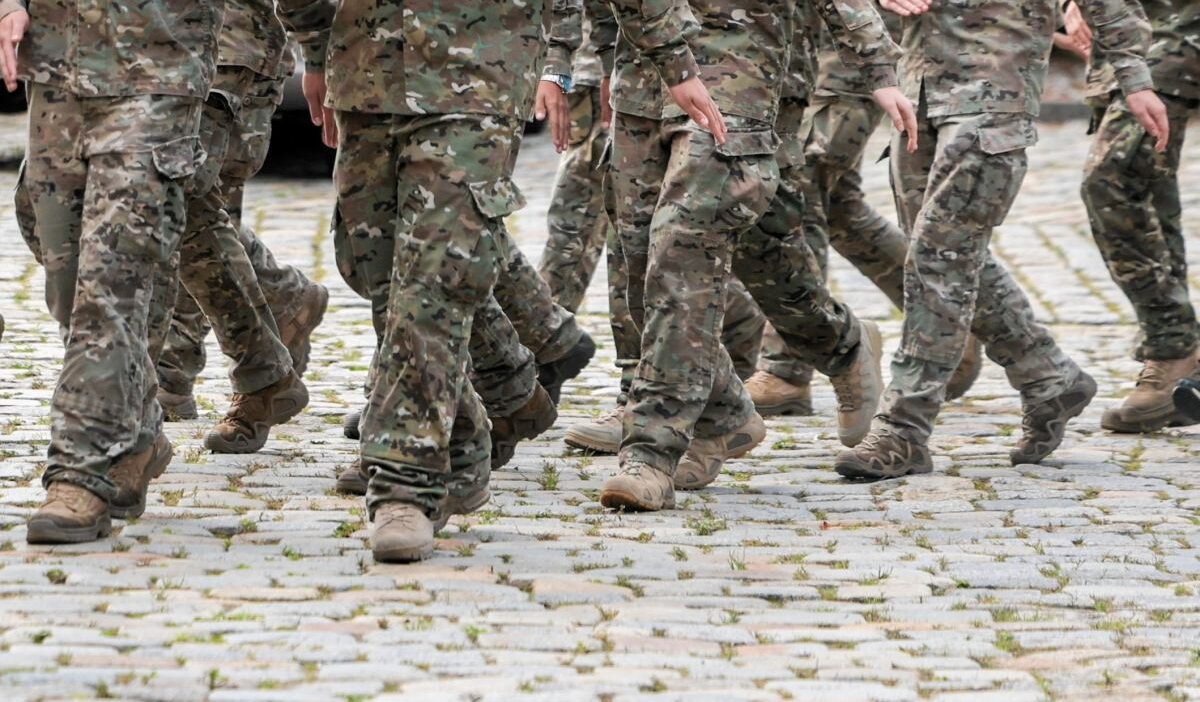 Faz polonya da askeri siniflar populerlesiyor 43960