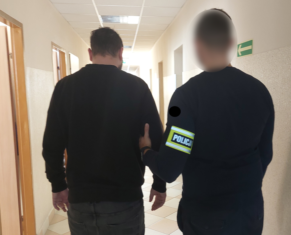 grodzisk te alkollu ve ehliyetsiz surucu polis kacisinda 6 trafik i hlali 43496