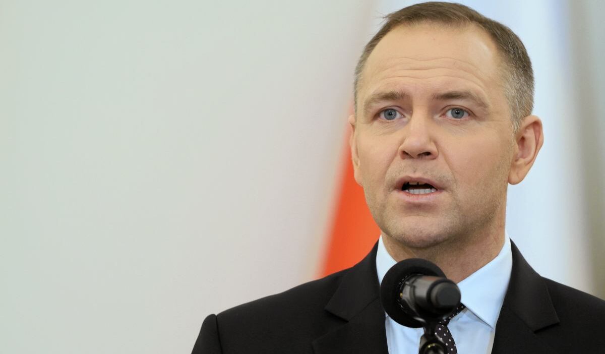 Grom dan emekli generalden trump a sert tepki polonyali gazileri asagilayan baskani saymiyorum 42684