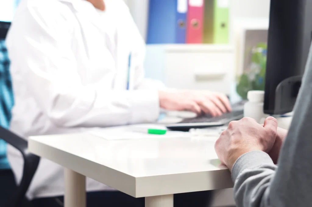 hastalik i zin belgesindeki kodlarin anlami hangi bilgiler paylasiliyor hangi kodlar ne anlama geliyor 46042