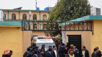 I slamabad da cami saldirisi en az 31 olu 169 yarali 43391