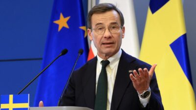 I svec ab vatandaslari icin zorunlu kayit teklif etti 41916