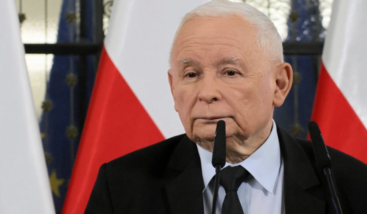 Kaczy ski hastaneden cikti parti yonetimini surdurdu 44560