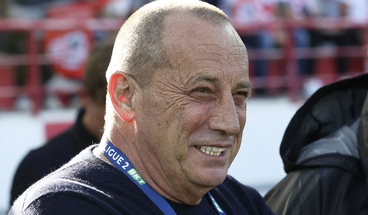 Korsika da mezarken vuruldu 47936