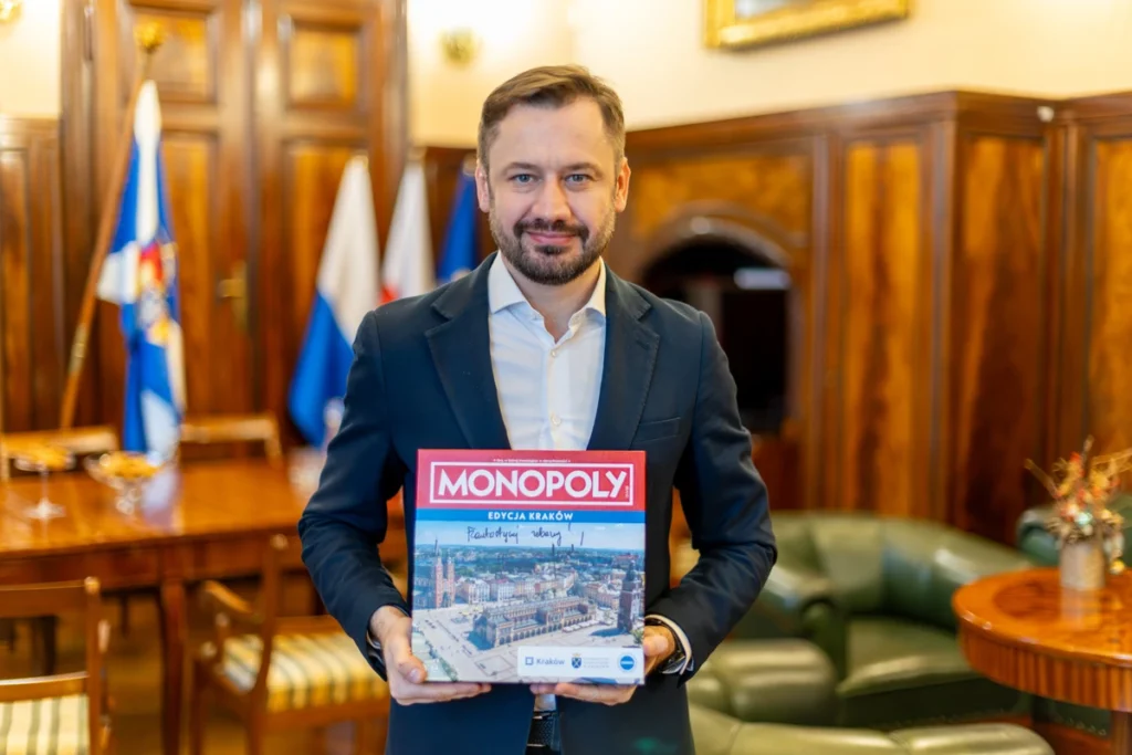 krakova belediye baskani miszalski referandum tehdidi karsisinda gazete butetesini artirdi 43591