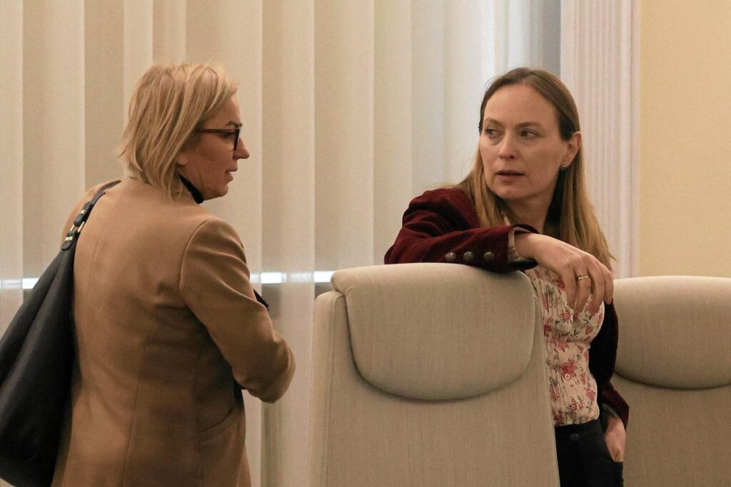 kro nie mahkemesi bartosz romowicz i para cezasi ve tazminata mahkum etti 47128