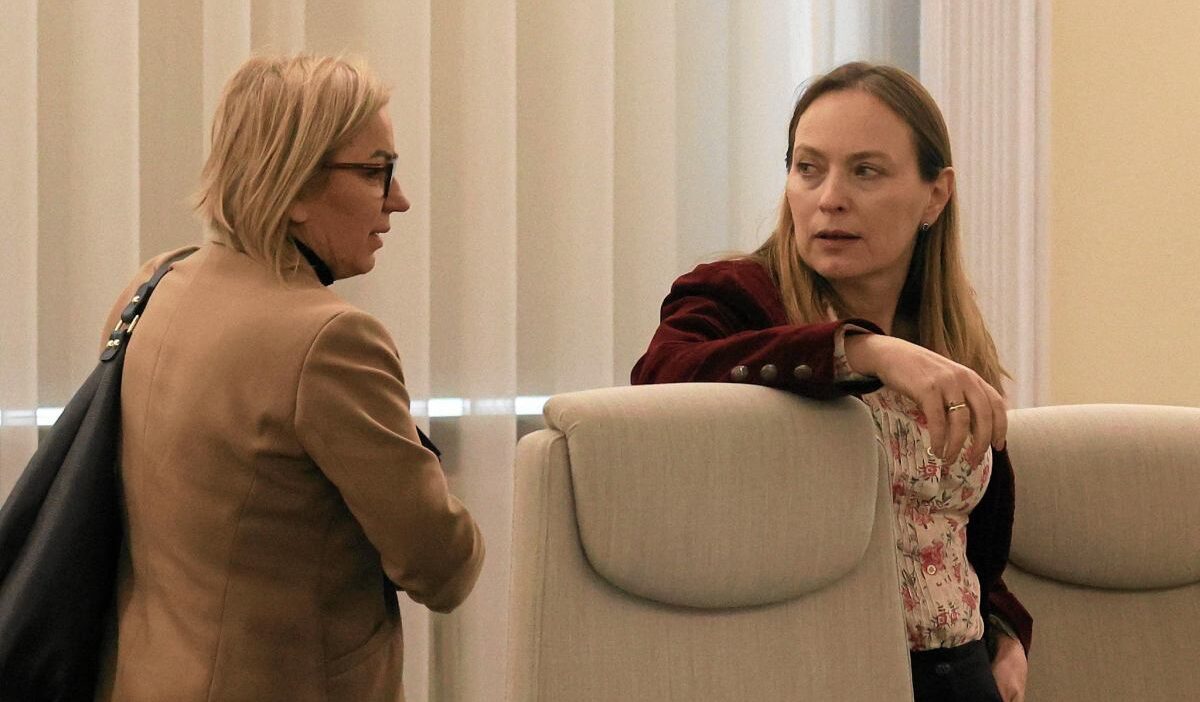 Kro nie mahkemesi bartosz romowicz i para cezasi ve tazminata mahkum etti 47128