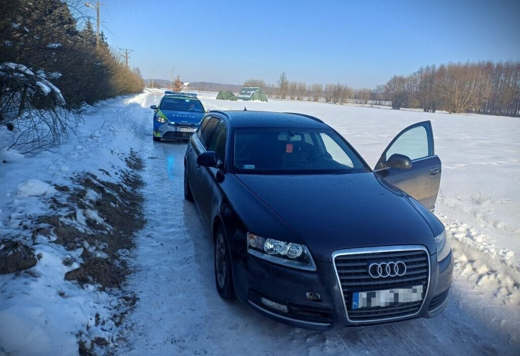 M awali polis hiz kontrolunde kacan alkollu surucuye operasyon duzenledi 45436