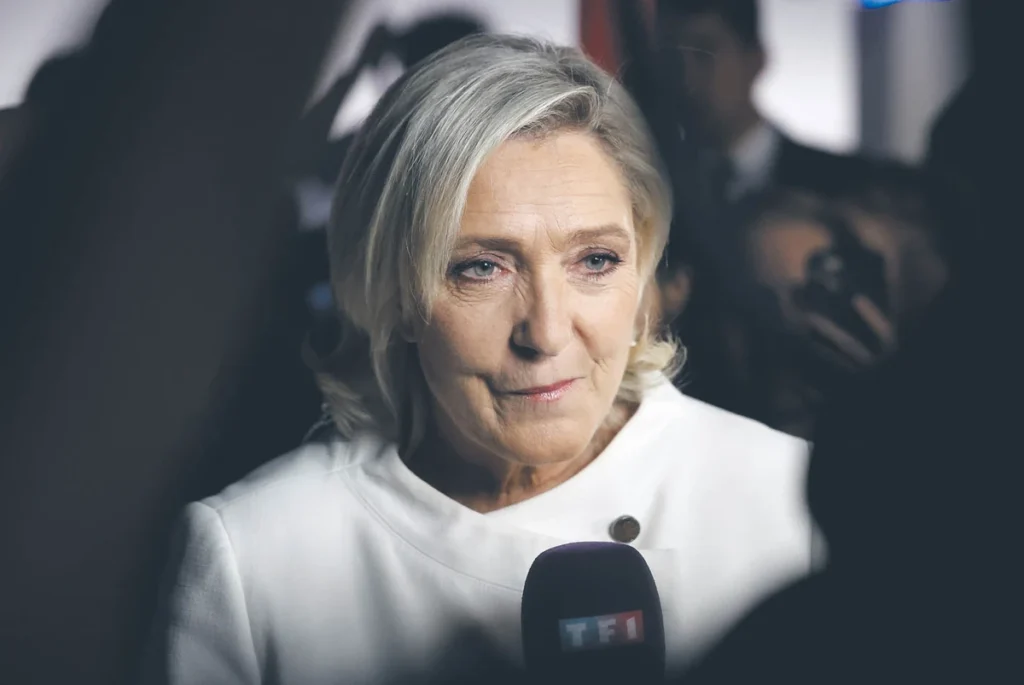 marine le pen in partisi ab de asistan i ddialariyla gundemde 44310