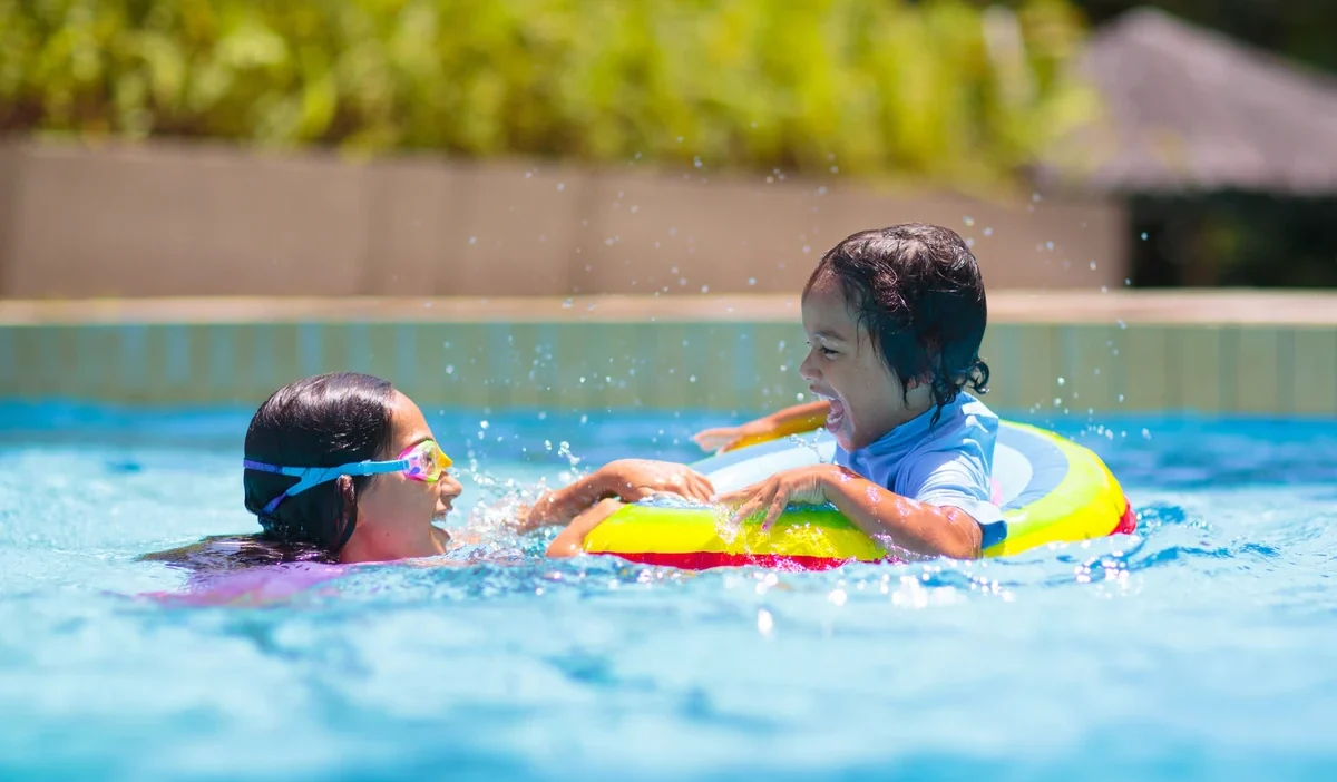 Misir tatilinde havuz kazasi 3 yasindaki alinka nin hayati mucadelesi 43974