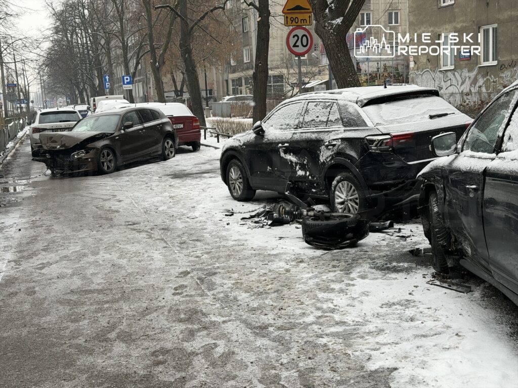 mokot w ta bes aracli kazada bmw surucusu hastaneye kaldirildi 47451
