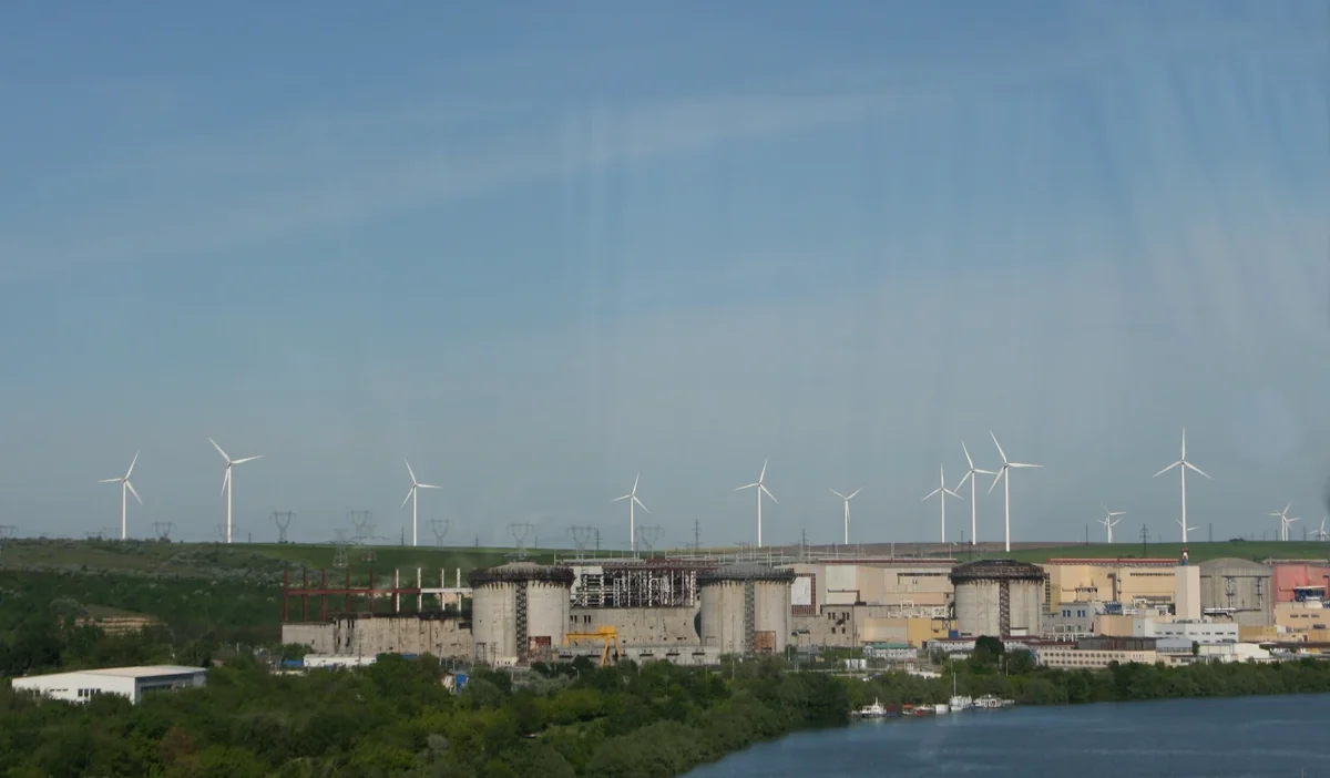 Ne buyuk ne kucuk kanada orta olcekli reaktorlere odaklaniyor 47546