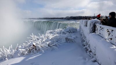 Niagara selalesi dondu abd dogusu ve polonya rekor soguklara tanik oldu 41118