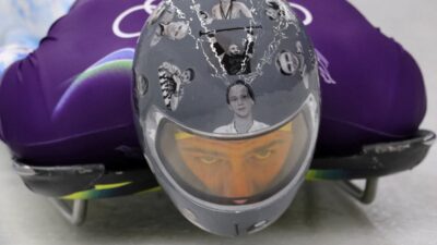 Olimpiyat komitesi ukraynali skeletonistin savas kurbanlarini animsayan kaskiyla yarismasina i zin vermedi 44774