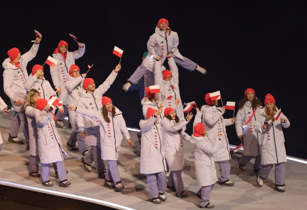 olimpiyat takimlarinin uniforma karisti alman adidas polonyali 4f 43567