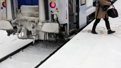 Pabianice tren i̇stasyonunda kadın cesedi bulundu 4 Pabianice tren i stasyonunda kadin cesedi bulundu 46109