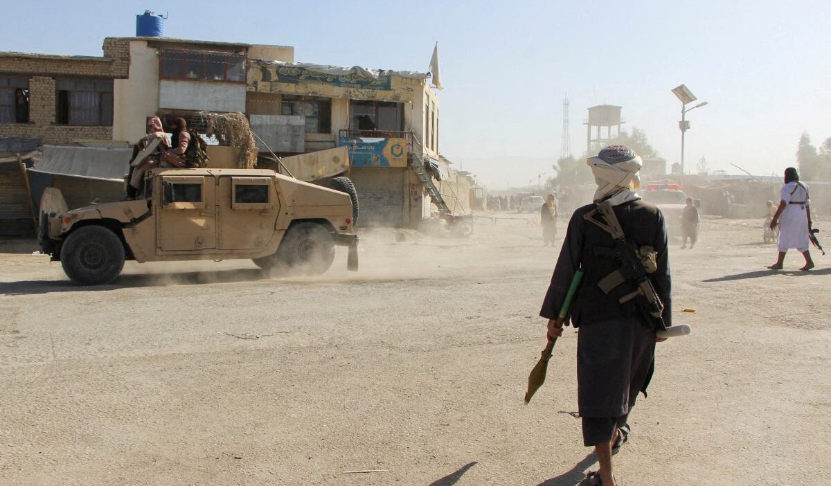 Pakistan afganistan a hava saldirisi duzenledi 48523