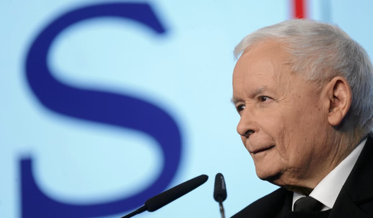 Piş'te başbakan adayı kim olacak? Kaczyński'nin seçimi spekülasyonları ateşledi 1 Pis te basbakan adayi kim olacak kaczy ski nin secimi spekulasyonlari atesledi 50283