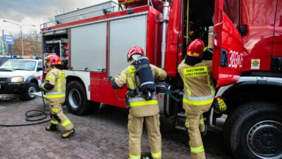 Polkowice de biedronka market yangini bina tamamen alevlere teslim oldu 41003