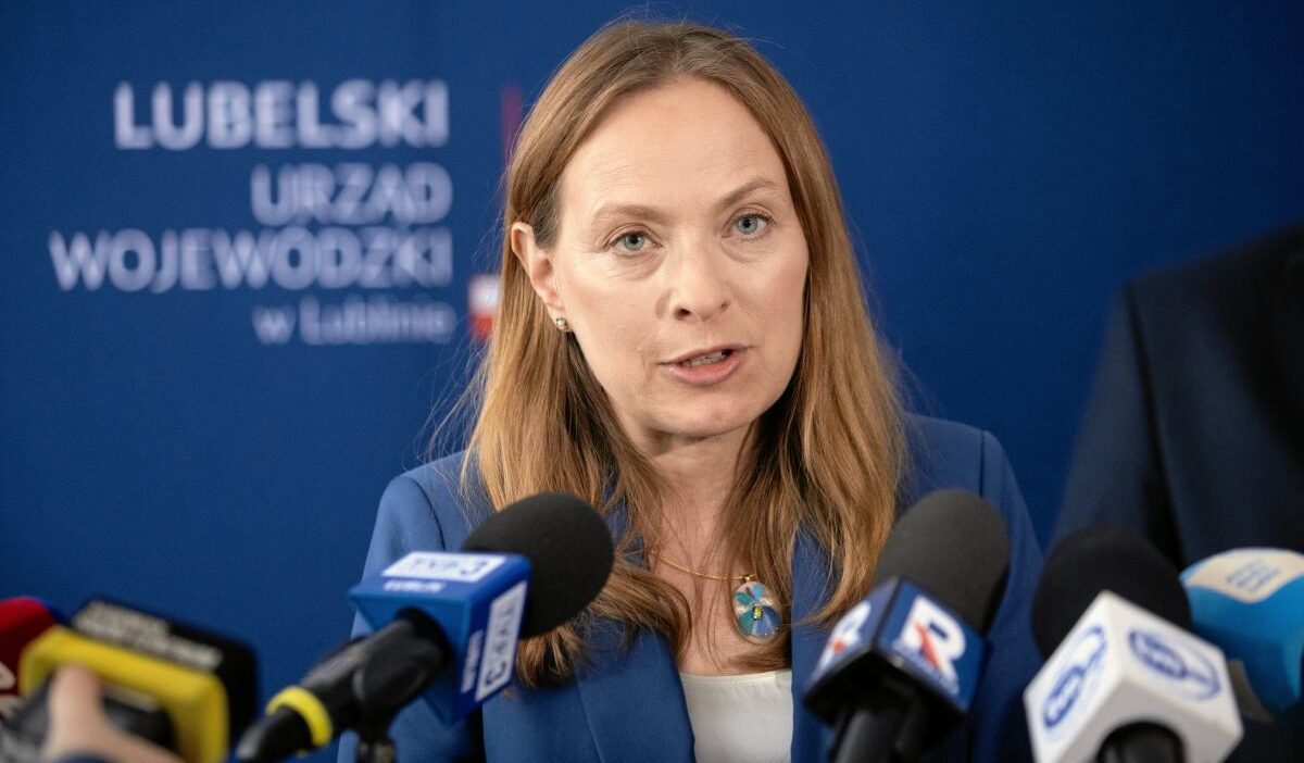 Polonya 2050 in yeni baskani partide degisiklikleri askiya almayi onerdi 45732