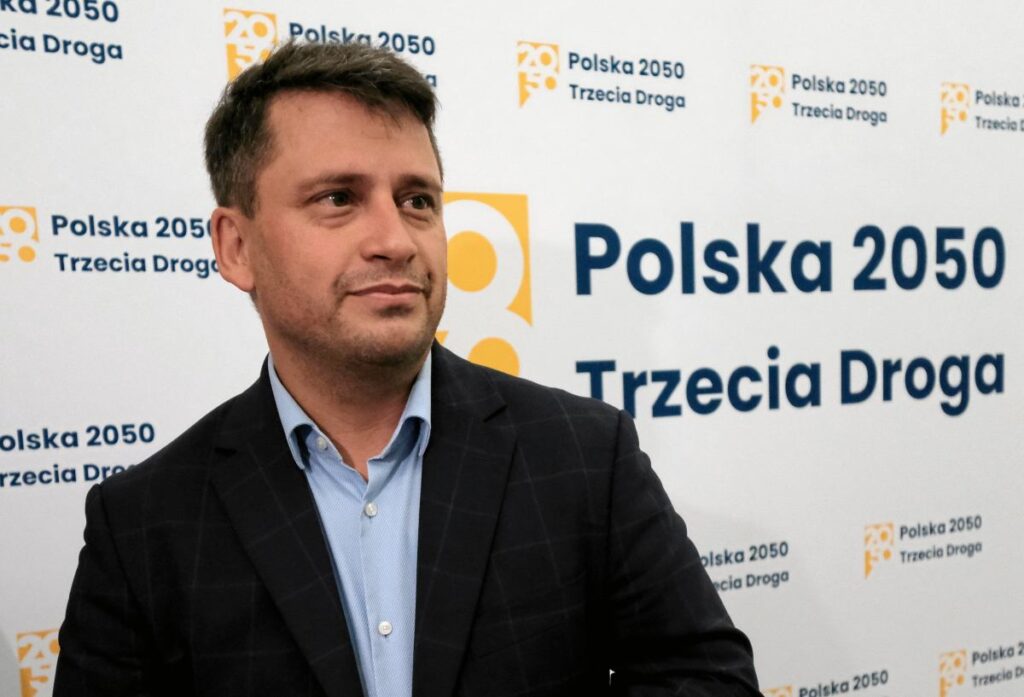 polonya 2050 meclis kulubu nde baskanlik tartismasi oylama yapilmadan toplanti kapatildi 44872