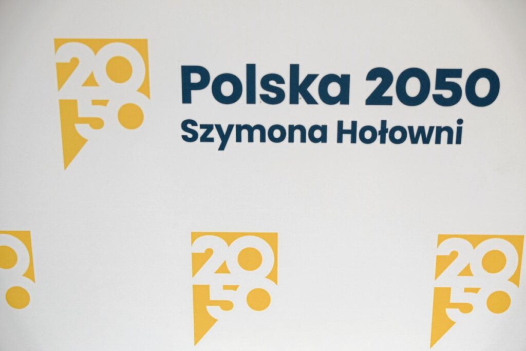 polonya 2050 milletvekillerinden ayrilma ve parti i ci kriz 45442