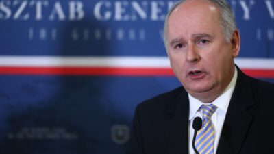 Polonya 2050 partisinden önemli ayrılıklar 4 Polonya 2050 partisinden onemli ayriliklar 47198