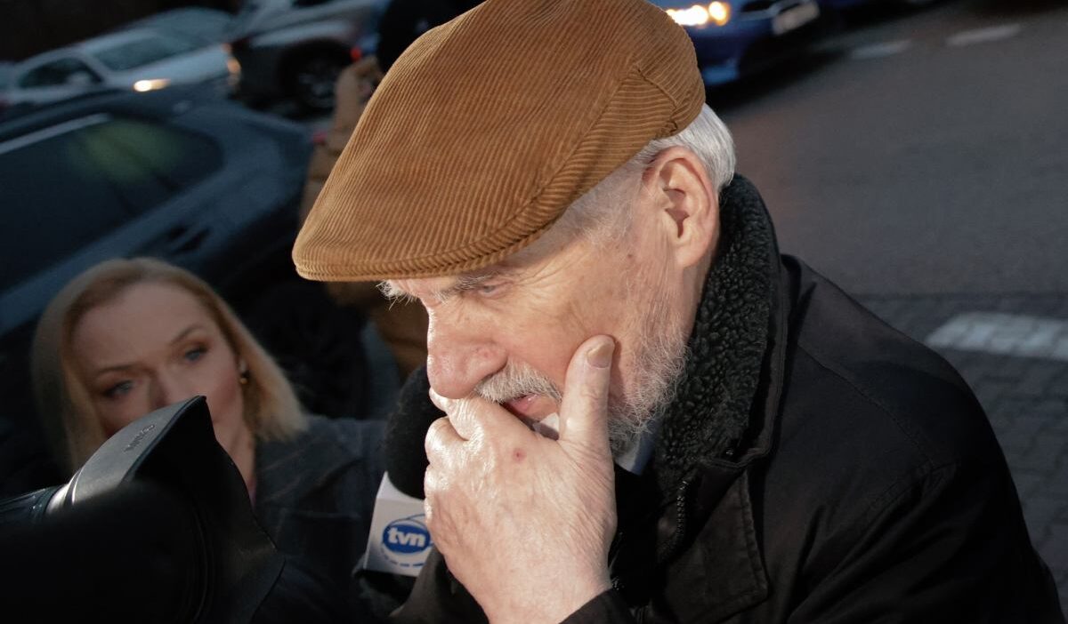 Polonya abd baskani trump in davos ta kurdugu baris konseyi ne davet edildi 44878