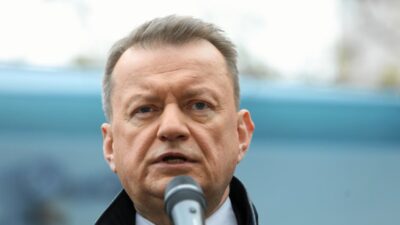 Polonya baris konseyi kurulusuna katilmadi 48105