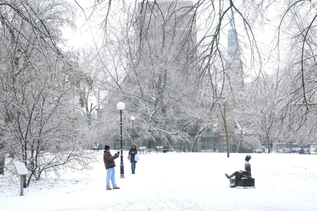 polonya da keskin soguk ve buzlanma riski suruyor 46577