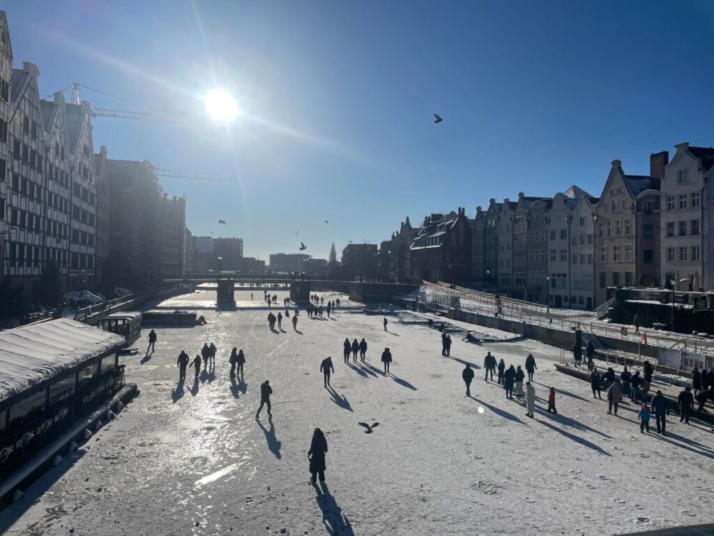 polonya da siddetli soguk uyarisi imgw altyazilari yayinlandi 41017
