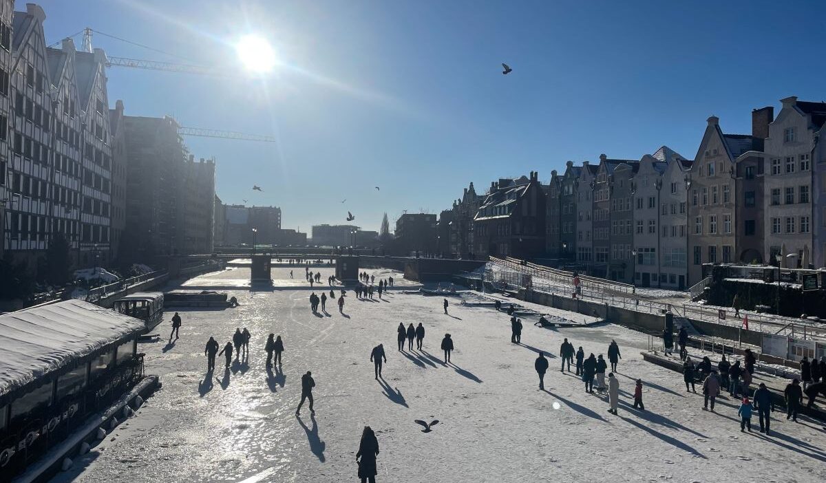 Polonya da siddetli soguk uyarisi imgw altyazilari yayinlandi 41017