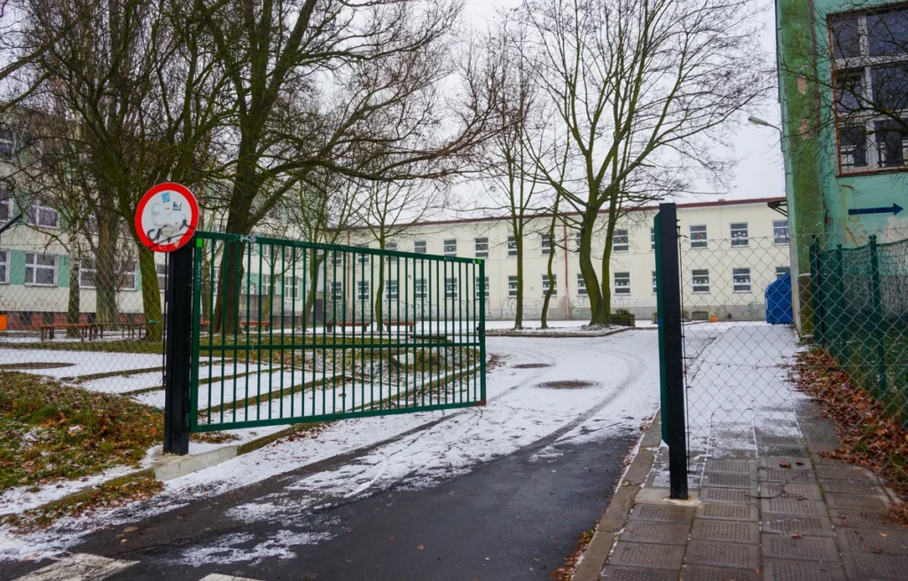 polonya da soguk hava deprem etti rekor dusuk sicakliklar ve okullarin kapanisi 41913