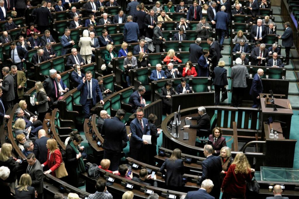 polonya da yargi konseyi ne yeni duzenlemeler s dzi secim sureci degisiyor 49314