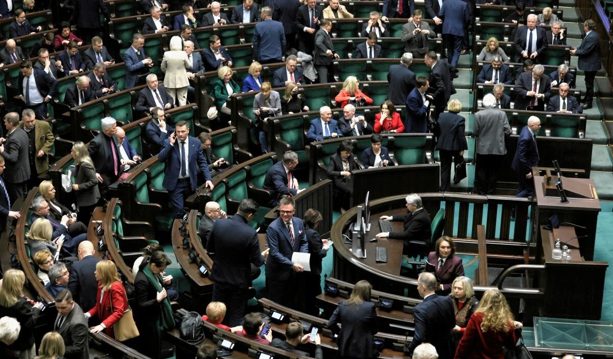 Polonya da yargi konseyi ne yeni duzenlemeler s dzi secim sureci degisiyor 49314