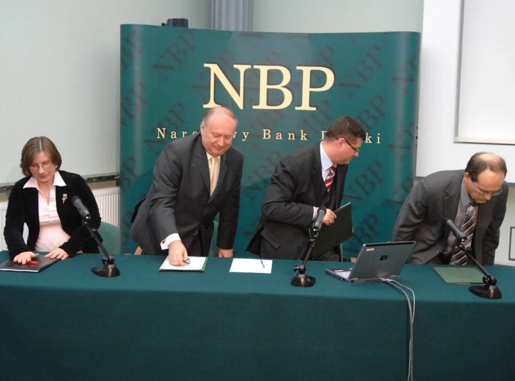 polonya para politikasi konseyi mart ayinda faiz i ndirimi olasiligi artti 44906