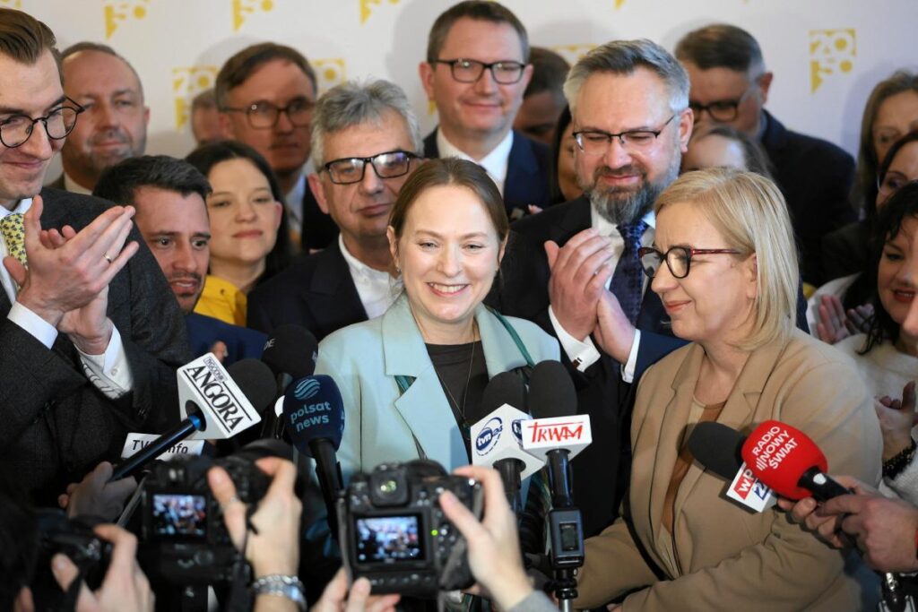 polska 2050 de liderlik seciminin ardindan derin ayrilik 42480