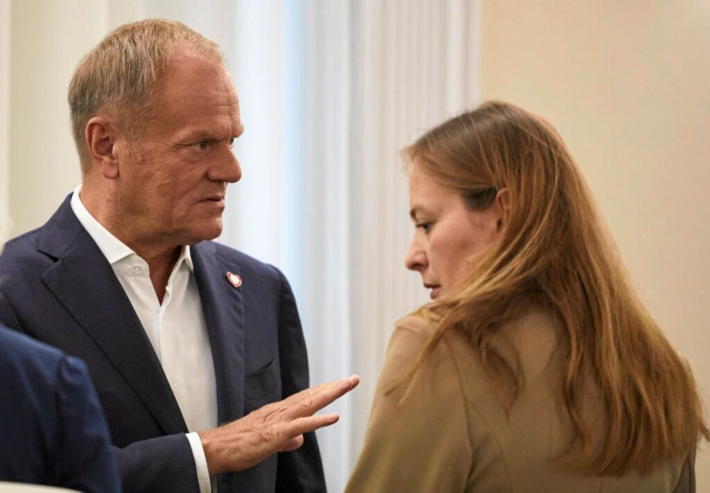 polska 2050 partisinde bolunme hukumet i stikrarini etkileyecek mi 48769