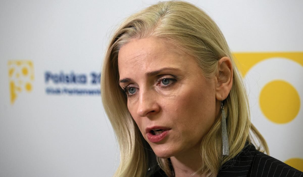 Polska 2050 partisinden ayriliklar yeni parlamento kulubu kurulumuyla devam ediyor 47349