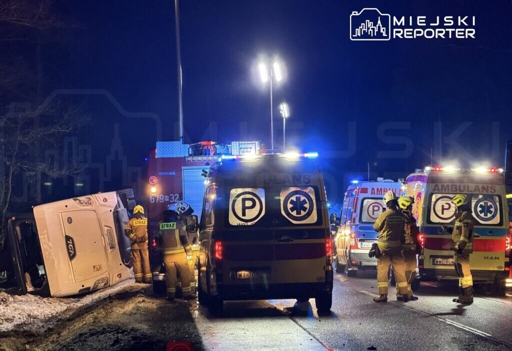 Puste ki da otobus kazasi 18 kisi hastaneye kaldirildi 45559