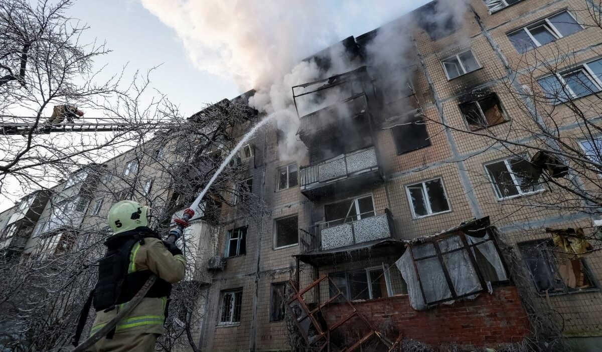 Rusya silah ve muhimmat tedarikini tamamladini bildirirken abu dhabi de baris gorusmeleri ve ukrayna da saldirilar gerceklesti 42197