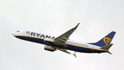 Ryanair yolcusunun havalimani saldirisi ucusu geciktirdi 44009