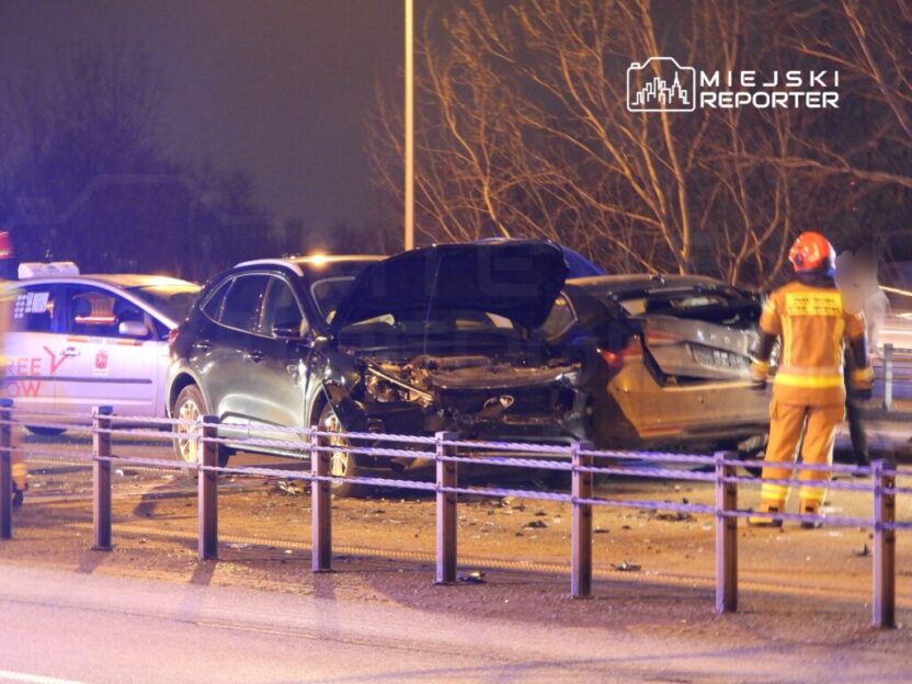 S8 otoyolunda dort aracin carpismasi grot rowecki koprusu nde trafik felc etti 47589