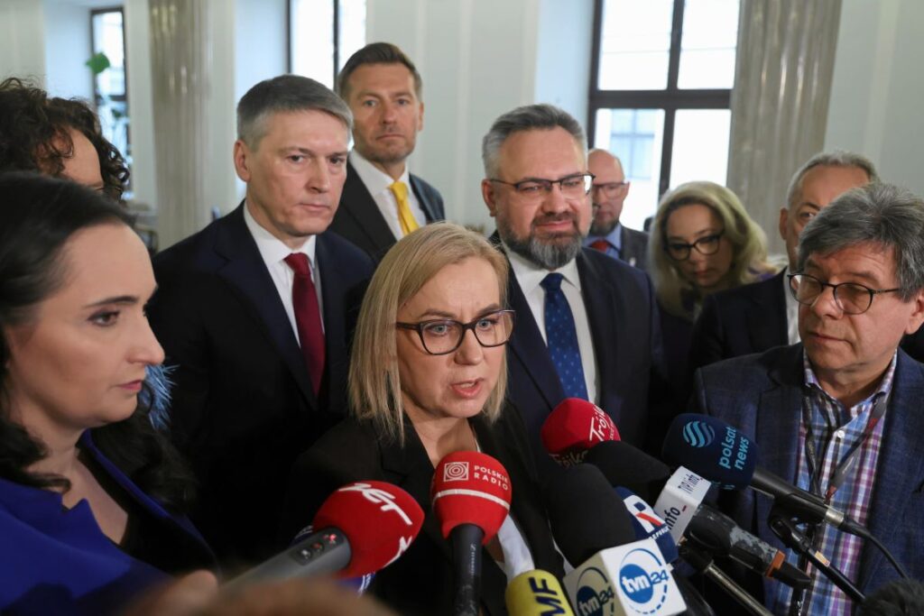 sejm de i ki yeni kulubun kurulmasi centro ve polska 2050 bolunmesi 47504