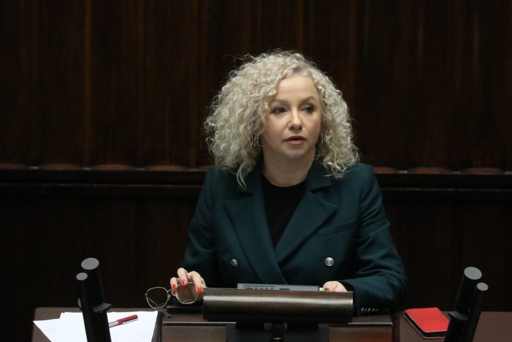 sejm de kisisel i liskiler yasasi tartismalari kompromis zorlugu 45848