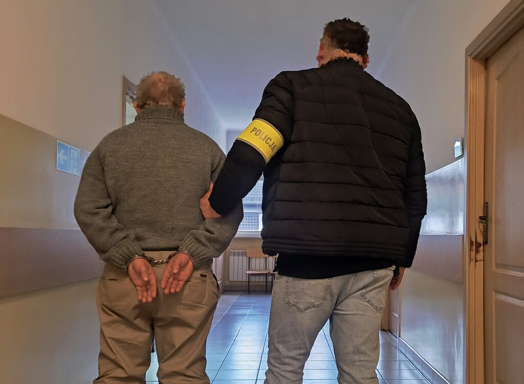 sok podlaski kilisesi hirsizi yakalandi 57 yasik supheli tutuklandi 49838