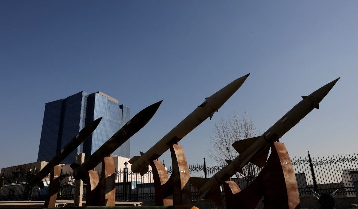 Tehran da guc yapisinda radikallesme ve abd ile gerginlik 43679